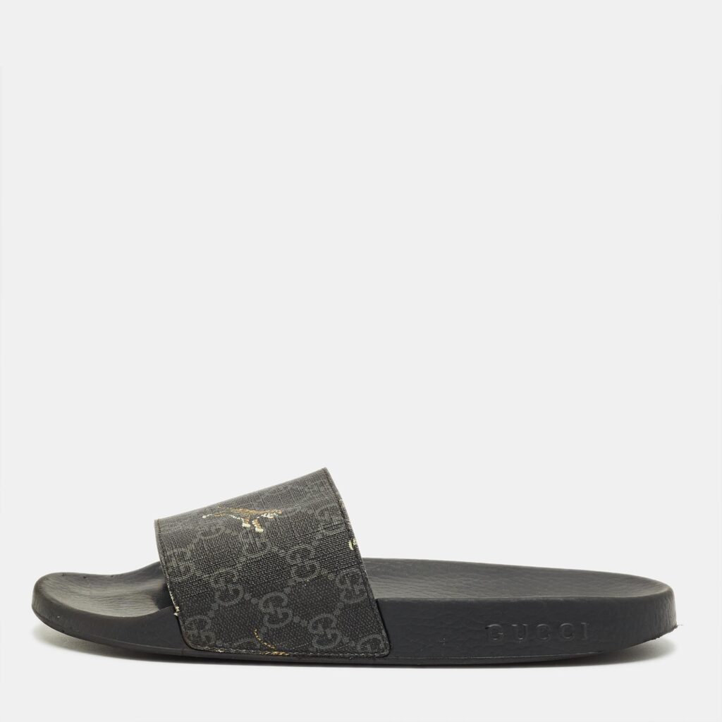 Gucci Black GG Coated Canvas Pool Slide Size 42 Gucci Black GG Coated Canvas Pool Slide Size 42
