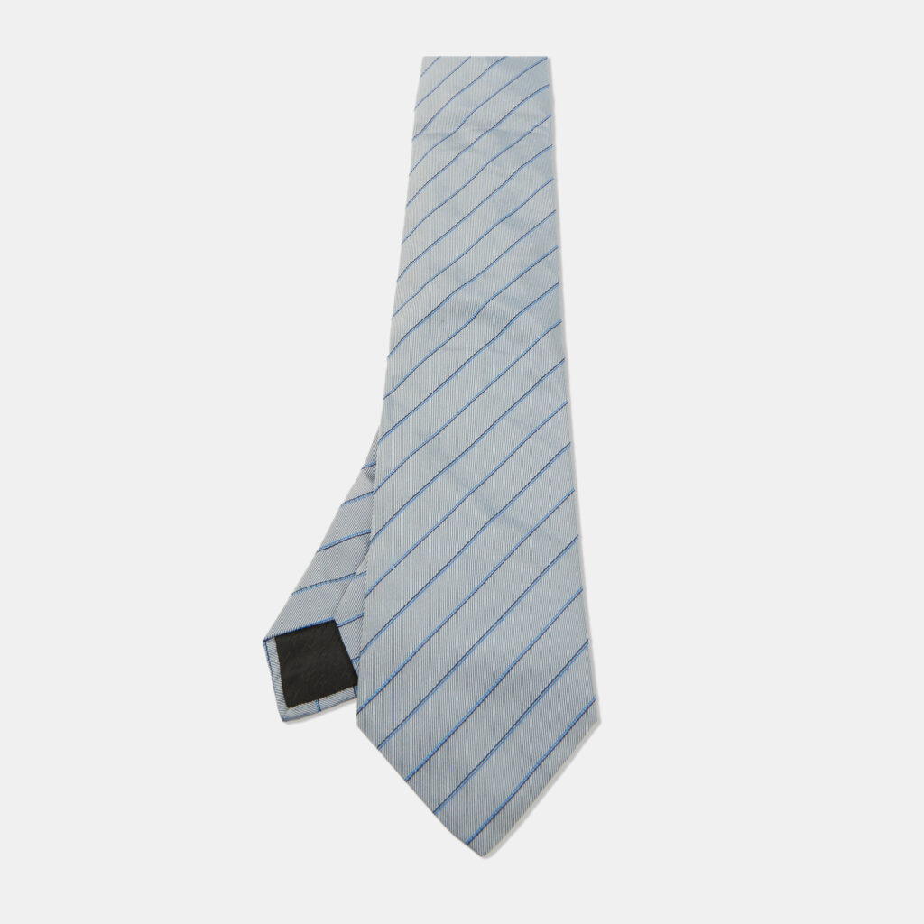 Hermes Grey/Blue Diagonal Striped Silk Classic Tie Hermes Grey/Blue Diagonal Striped Silk Classic Tie