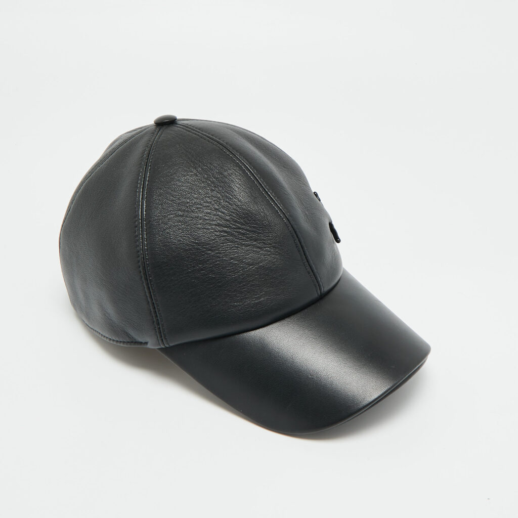 Louis Vuitton Black LV Pin Leather Cap 58 cm Louis Vuitton Black LV Pin Leather Cap 58 cm