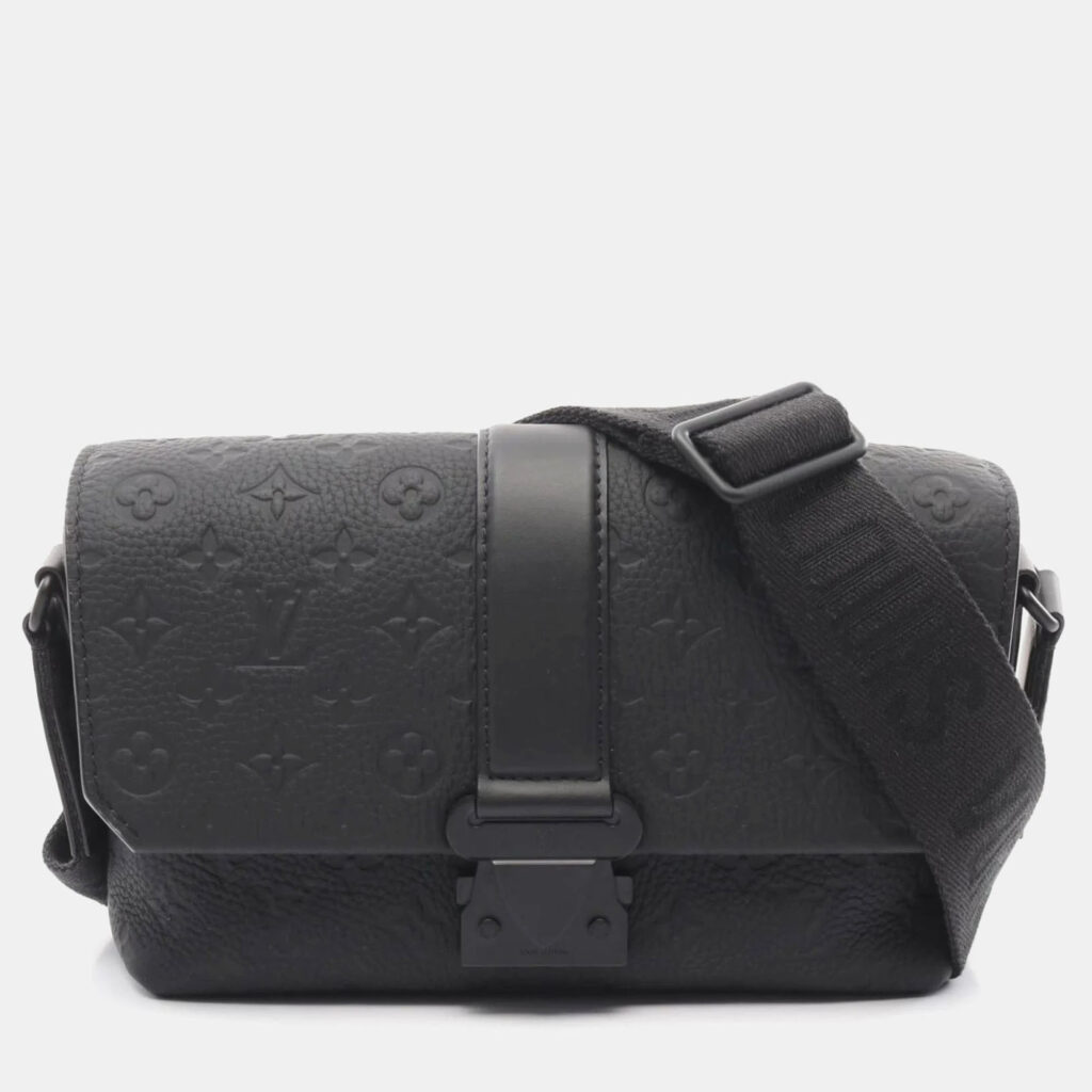 Louis Vuitton Cape Black Monogram Taurillon Leather Shoulder Bag Louis Vuitton Cape Black Monogram Taurillon Leather Shoulder Bag