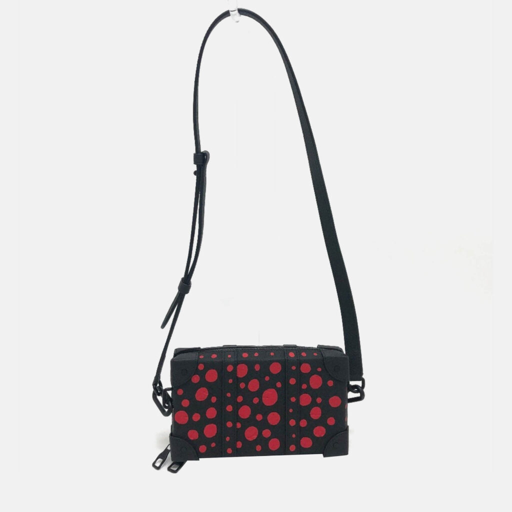 Louis Vuitton Soft Trunk Black Monogram Taurillon Leather Shoulder Bag Louis Vuitton Soft Trunk Black Monogram Taurillon Leather Shoulder Bag