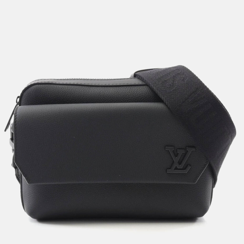 Louis Vuitton Fastline Aerogram Black Leather Shoulder Bag Louis Vuitton Fastline Aerogram Black Leather Shoulder Bag