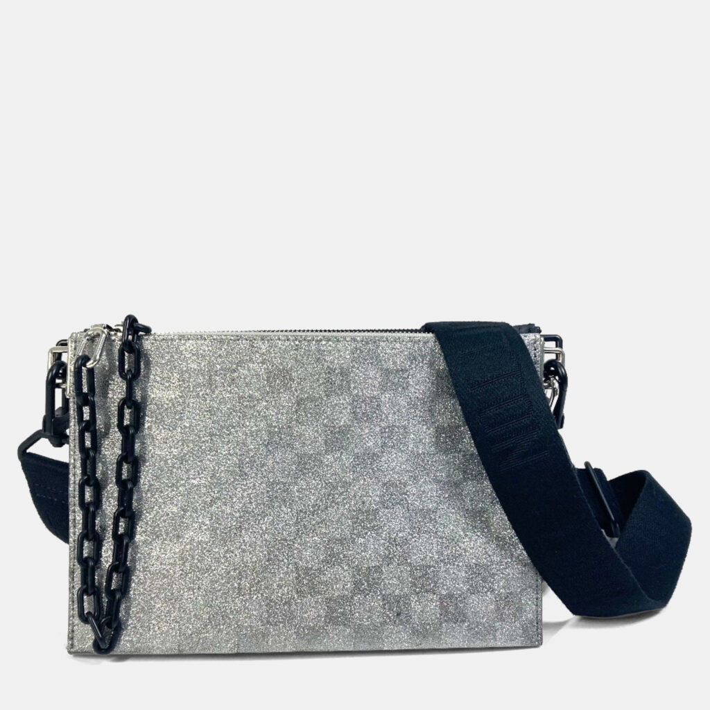 Louis Vuitton Damier Glitter Trio Pouch NM Silver Taurillon Leather Shoulder Bag Louis Vuitton Damier Glitter Trio Pouch NM Silver Taurillon Leather Shoulder Bag
