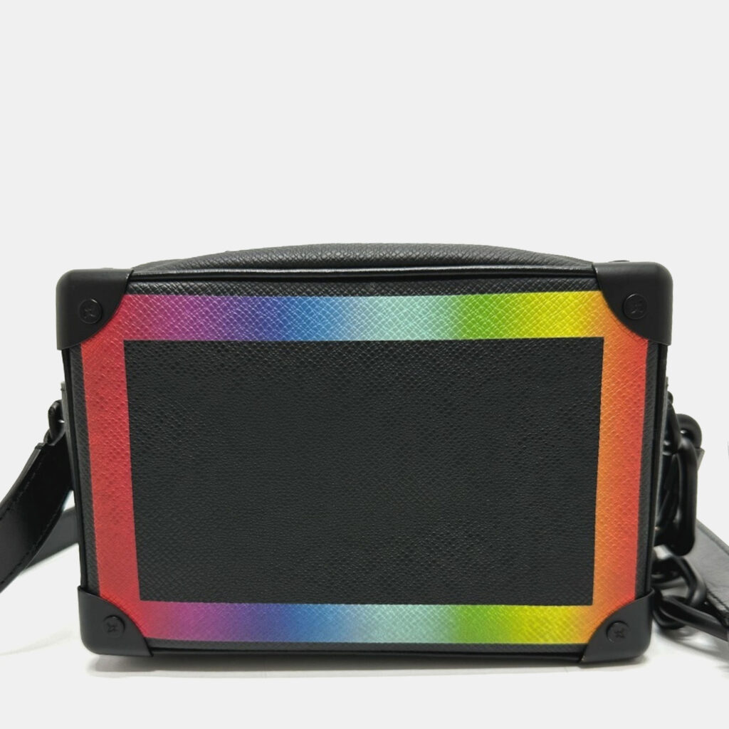 Louis Vuitton M30351 Taiga Mini Soft Trunk Shoulder Bag In Leather Black Louis Vuitton M30351 Taiga Mini Soft Trunk Shoulder Bag In Leather Black