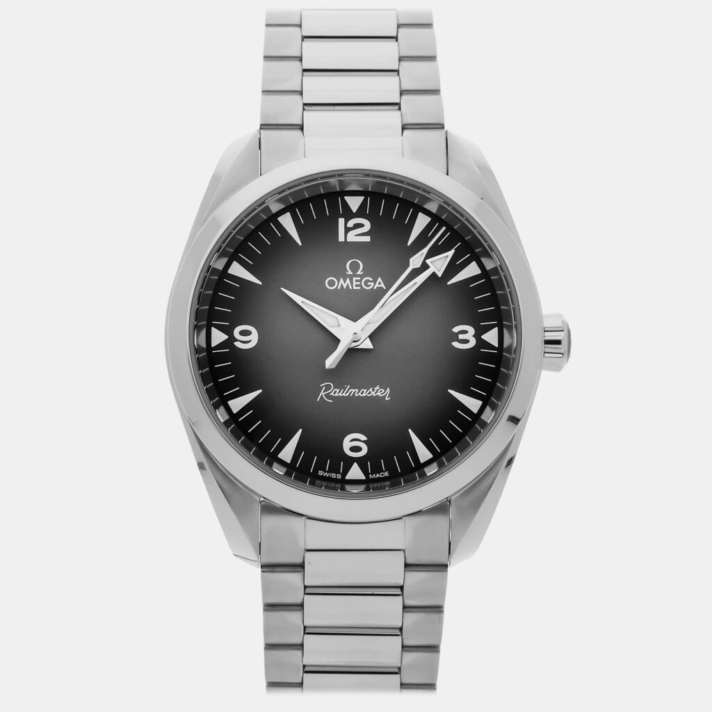 Pre-Owned Omega Seamaster Railmaster 235.10.38.20.06.001 Pre-Owned Omega Seamaster Railmaster 235.10.38.20.06.001