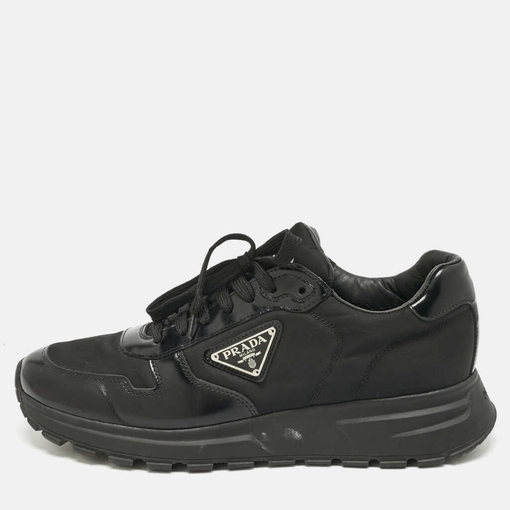 Prada Black Leather Prax 01 Low Top Sneakers Size 42 Prada Black Leather Prax 01 Low Top Sneakers Size 42