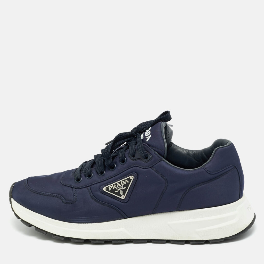 luxury-men-prada-used-shoes-p1250704-010-1.jpg Prada Prax 01 Size 44.5 Navy Blue Nylon Lace Up Sneakers
