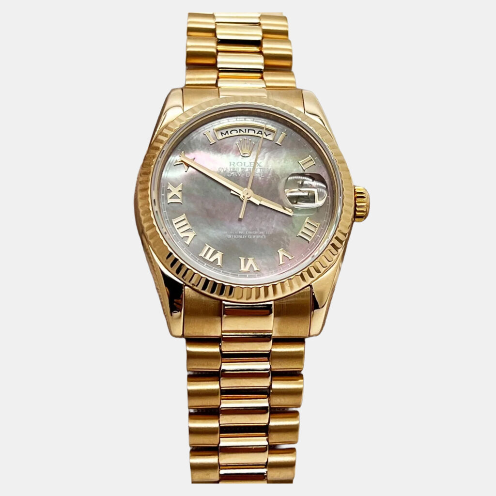 Rolex President Day-Date 118235 Automatic Tahitian Mother of Pearl 18k Rose Gold Men's Wristwatch 36 mm Rolex President Day-Date 118235 Automatic Tahitian Mother of Pearl 18k Rose Gold Men's Wristwatch 36 mm