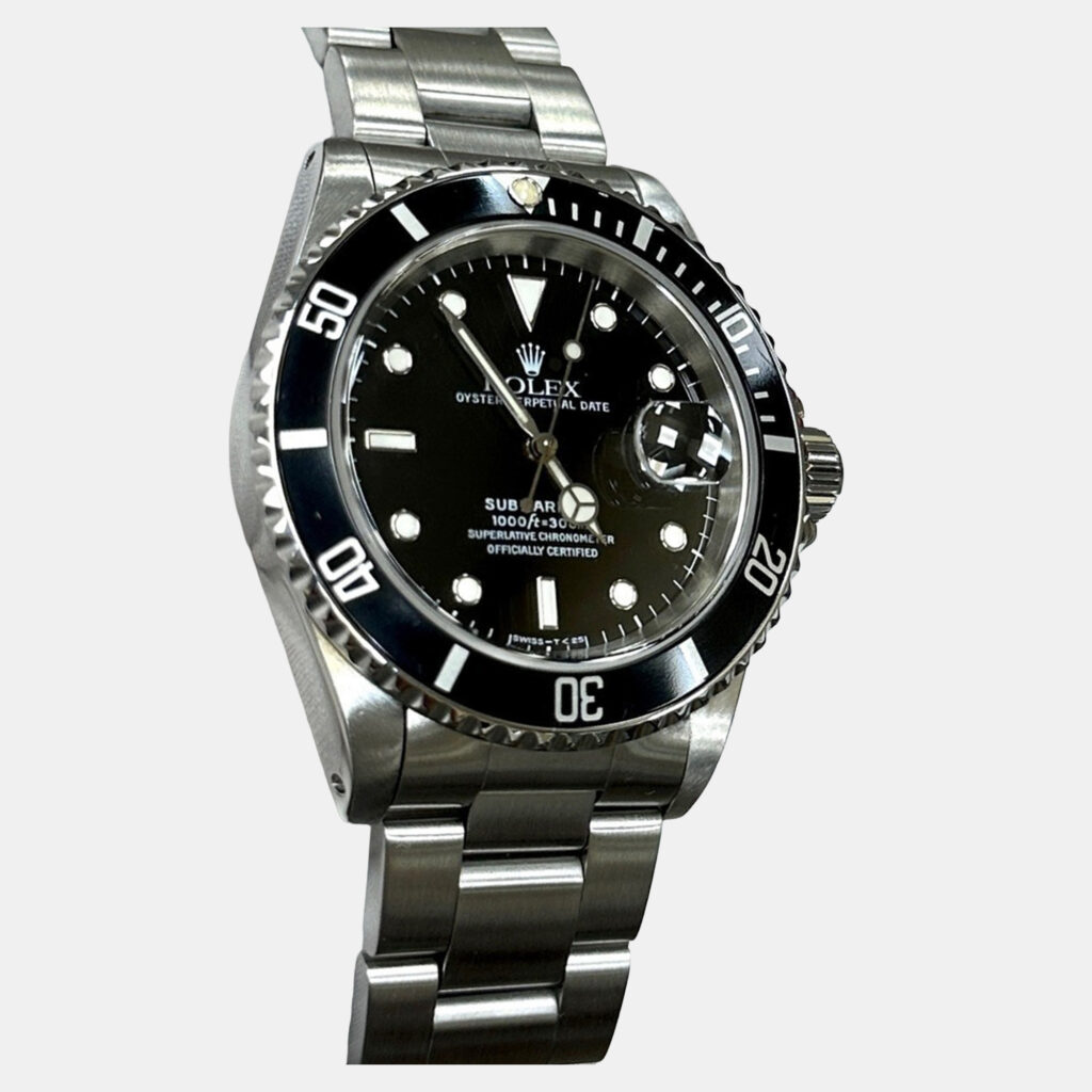 Rolex Submariner Date 16610 Automatic Black Stainless Steel Men's Wristwatch 40mm Rolex Submariner Date 16610 Automatic Black Stainless Steel Men's Wristwatch 40mm