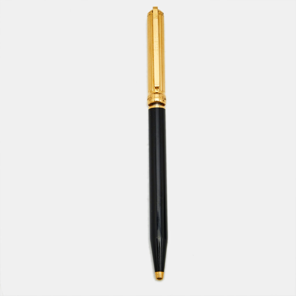 S.T. Dupont Gatsby Black Lacquer Gold Tone Ballpoint Pen S.T. Dupont Gatsby Black Lacquer Gold Tone Ballpoint Pen