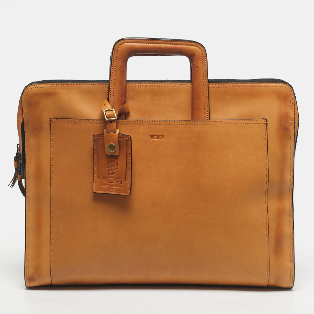 TUMI Tan Leather Limited Edition 100/1975 Slim Portfolio Briefcase TUMI Tan Leather Limited Edition 100/1975 Slim Portfolio Briefcase