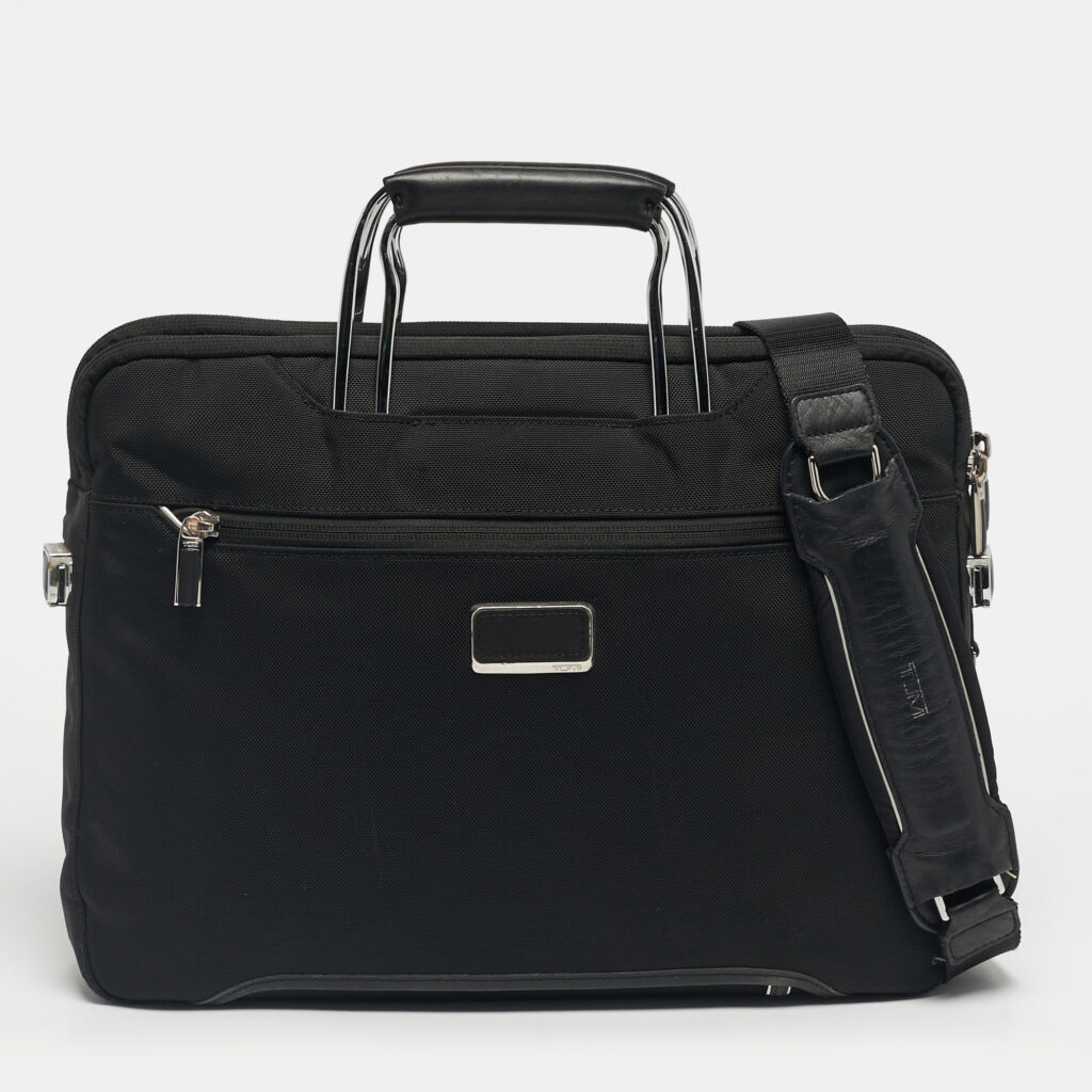TUMI Black Leather and Nylon Hamilton Slim Briefcase Bag TUMI Black Leather and Nylon Hamilton Slim Briefcase Bag