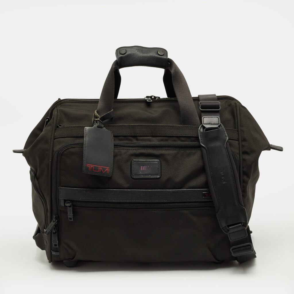TUMI Black Nylon Alpha 2 Framed Soft Duffel Bag TUMI Black Nylon Alpha 2 Framed Soft Duffel Bag