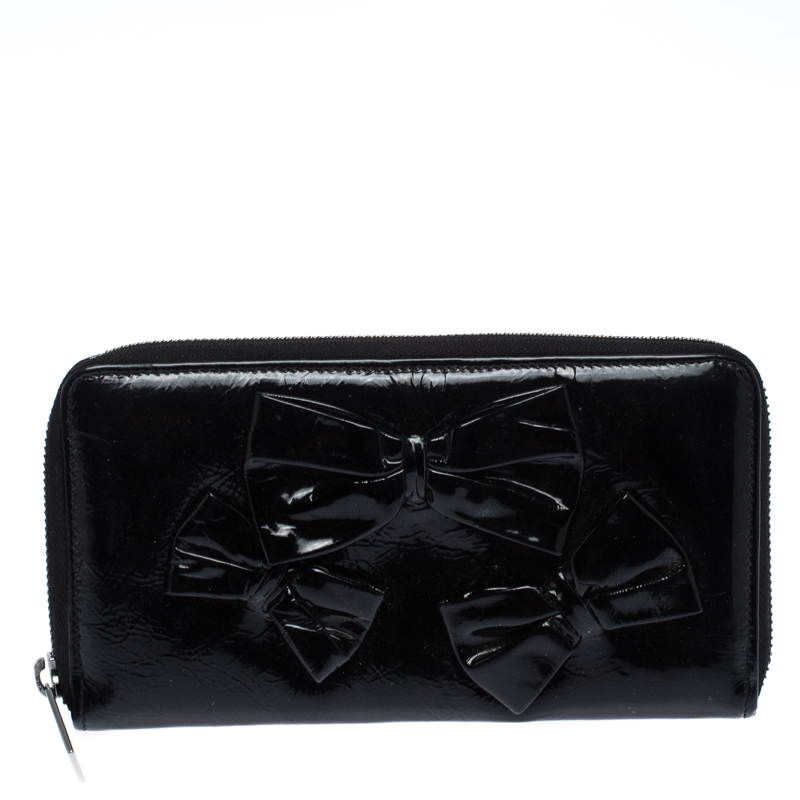 Valentino Black Patent Leather Bow Continental Zip Around Wallet Valentino Black Patent Leather Bow Continental Zip Around Wallet