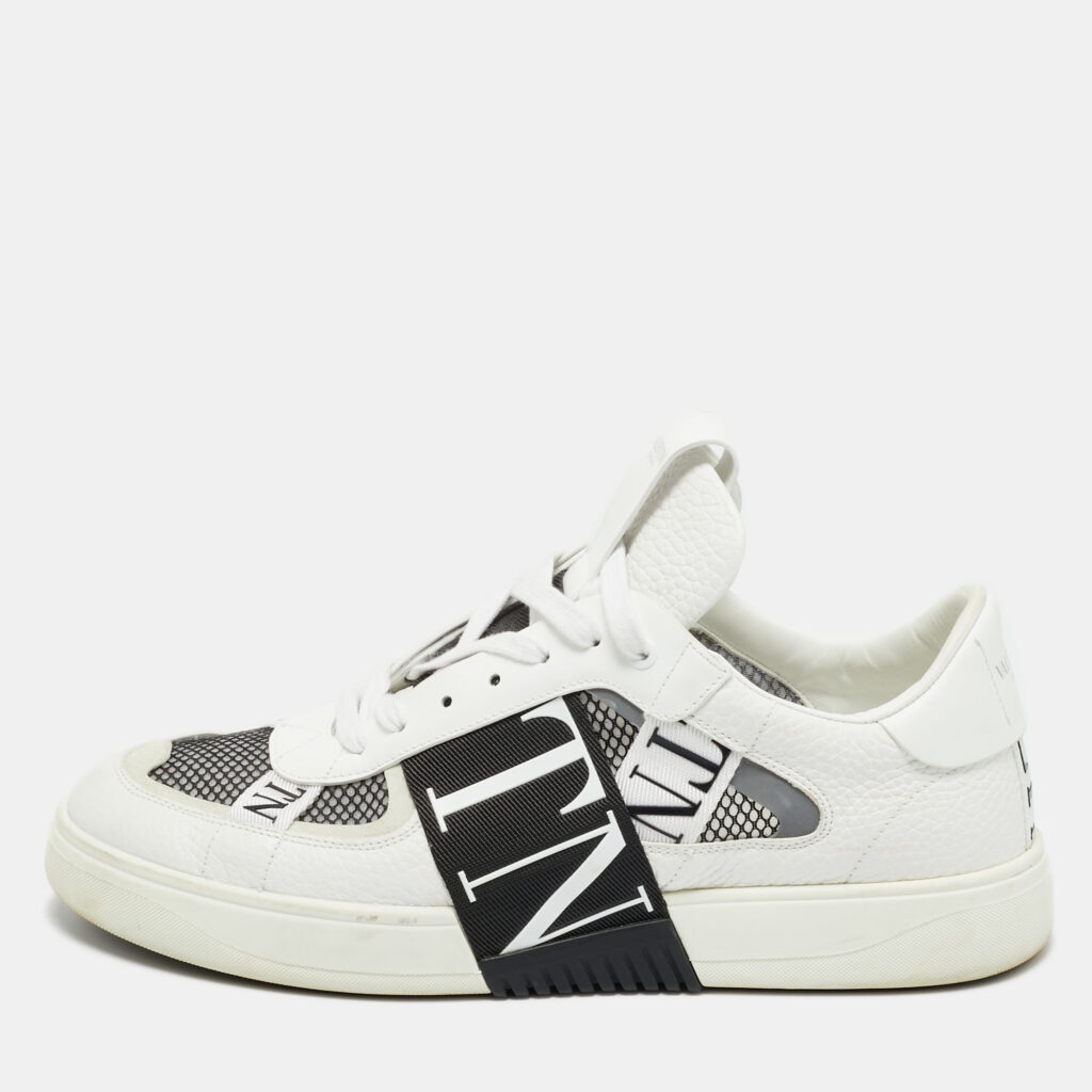 luxury-men-valentino-used-shoes-p1242563-001.jpg Valentino White/Black Canvas and Leather VL7N Low Top Sneakers Size 44.5