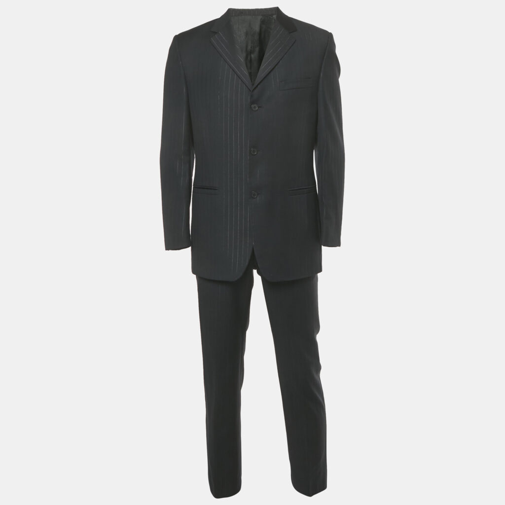 Versace Black Pinstriped Wool Classic CV2 Suit EX Versace Black Pinstriped Wool Classic CV2 Suit EX