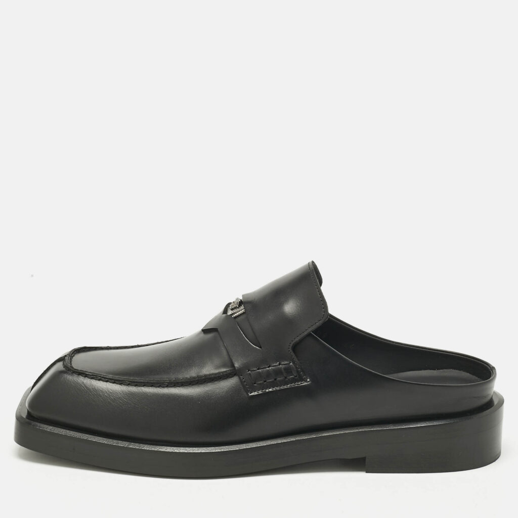 Versace Black Leather Square Toe Mules Size 44 Versace Black Leather Square Toe Mules Size 44