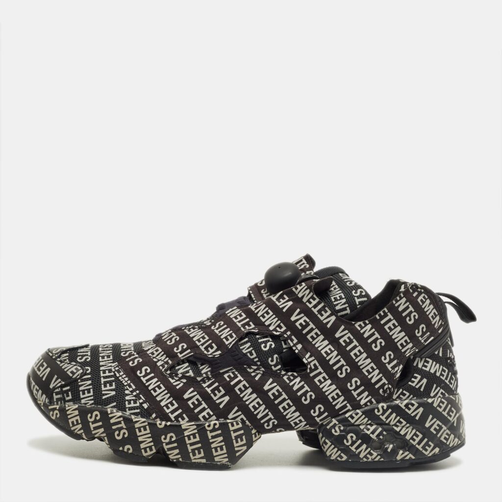 Vetements x Reebok Black/Grey Monogram Canvas Instapump Fury Sneakers Size 42.5 Vetements x Reebok Black/Grey Monogram Canvas Instapump Fury Sneakers Size 42.5