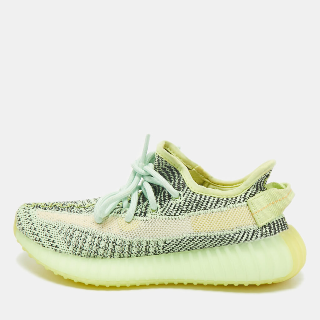 Yeezy x Adidas Neon Green Knit Fabric Boost 350 V2 Yeezreel (Reflective) Sneakers Size 36 Yeezy x Adidas Neon Green Knit Fabric Boost 350 V2 Yeezreel (Reflective) Sneakers Size 36