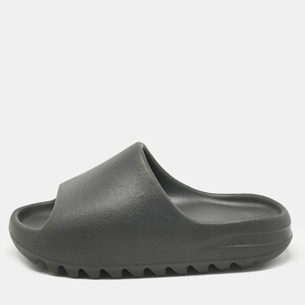 Yeezy x Adidas Black Rubber Dark Onyx Slides Size 38