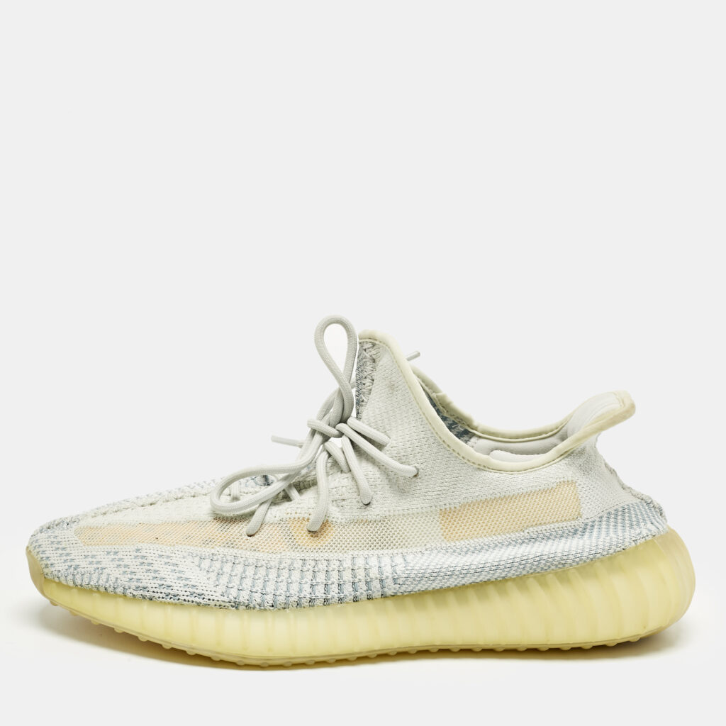 Yeezy x Adidas Blue Knit Fabric Boost 350 V2 Low Top Sneakers Size 46.5 Yeezy x Adidas Blue Knit Fabric Boost 350 V2 Low Top Sneakers Size 46.5
