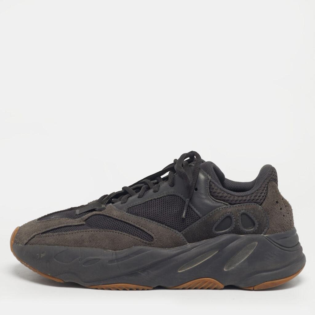 Yeezy x Adidas Black Mesh and Suede Yeezy 700 Lace Up Sneakers Size 44