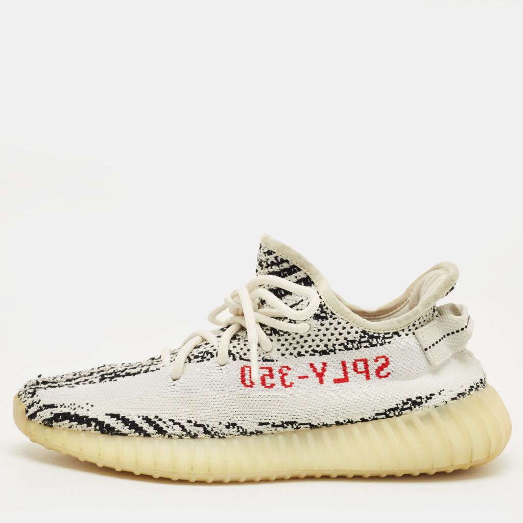 Yeezy x Adidas White/Black Knit Fabric Boost 350 V2 Zebra Sneakers Size 41 1/3 Yeezy x Adidas White/Black Knit Fabric Boost 350 V2 Zebra Sneakers Size 41 1/3