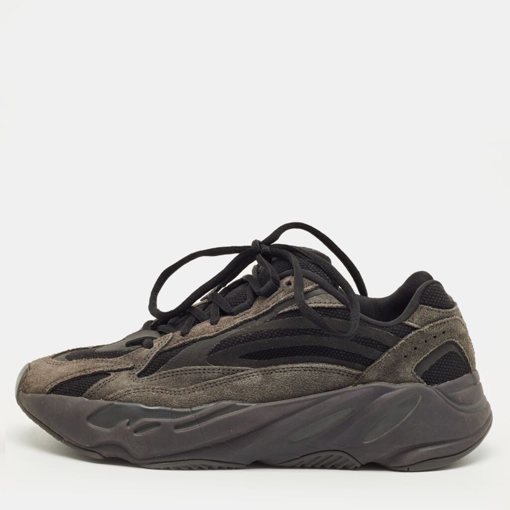 Yeezy x Adidas Black/Grey Canvas and Suede Boost 700 MNVN Sneakers Size 42 Yeezy x Adidas Black/Grey Canvas and Suede Boost 700 MNVN Sneakers Size 42