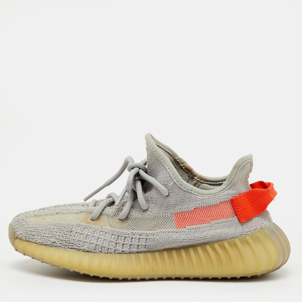 Yeezy x Adidas Grey Knit Fabric Boost 350 V2 Tail Light Sneakers Size 37 1/3 Yeezy x Adidas Grey Knit Fabric Boost 350 V2 Tail Light Sneakers Size 37 1/3