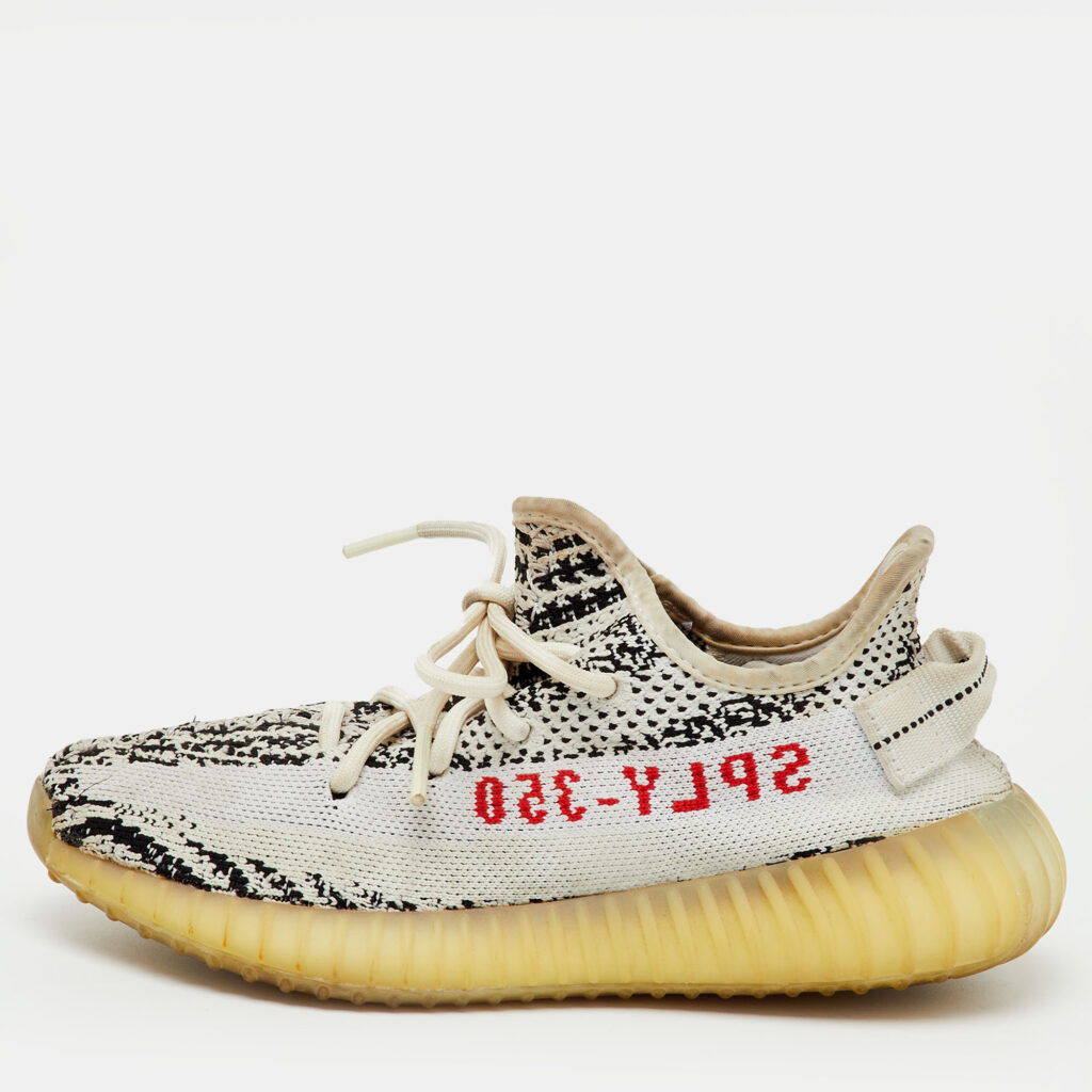 Yeezy x Adidas White/Black Knit Fabric Boost 350 V2 Zebra Sneakers Size 36 2/3 Yeezy x Adidas White/Black Knit Fabric Boost 350 V2 Zebra Sneakers Size 36 2/3
