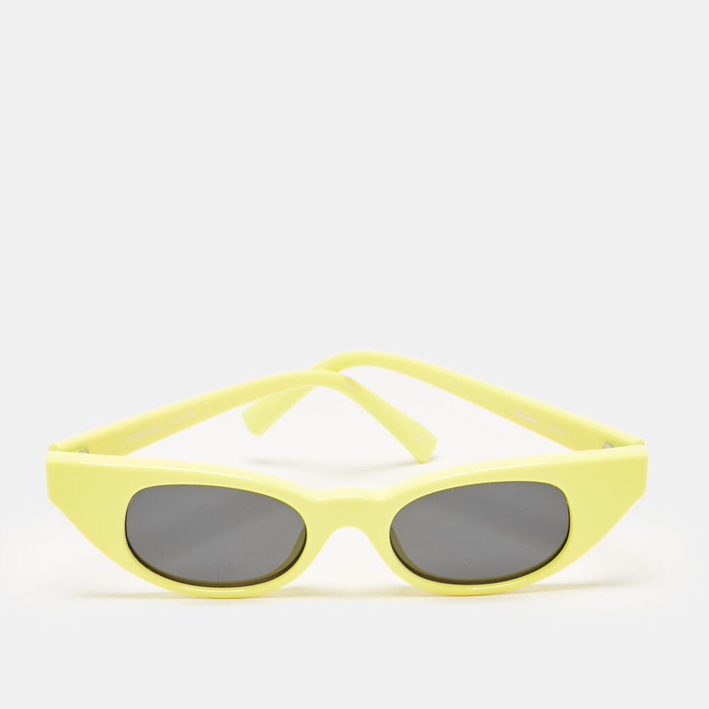 Adam Selman x Le Specs Yellow/Black The Breaker Oval Sunglasses Adam Selman x Le Specs Yellow/Black The Breaker Oval Sunglasses