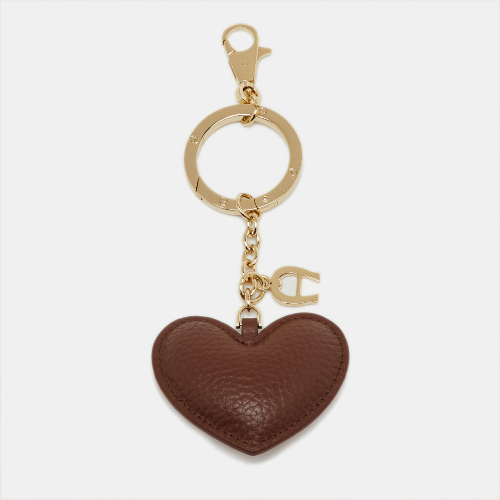 luxury-women-aigner-new-accessories-p1227837-002.jpg Aigner Brown/Beige Leather Heart Key Chain