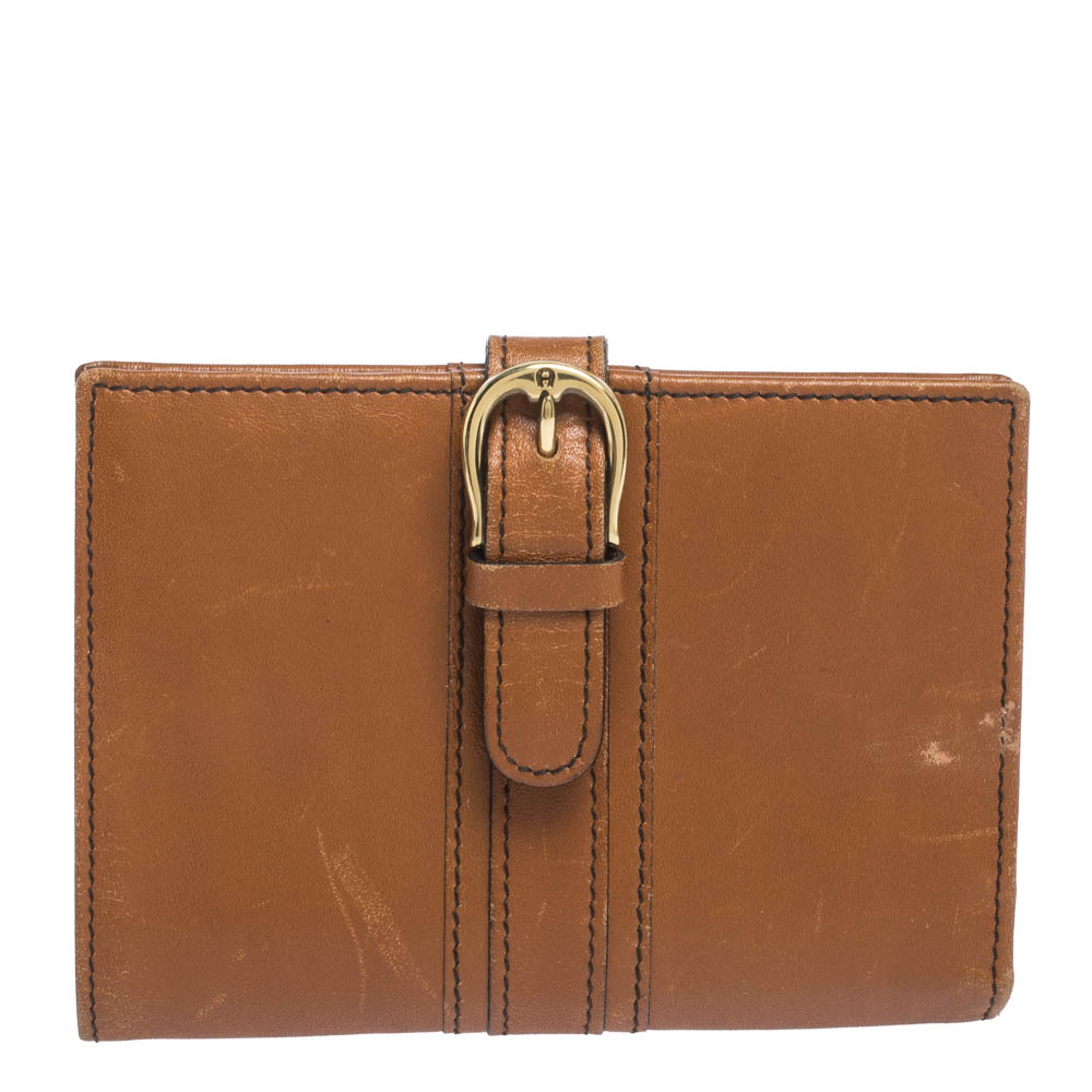 Aigner Tan Leather Compact Wallet Aigner Tan Leather Compact Wallet