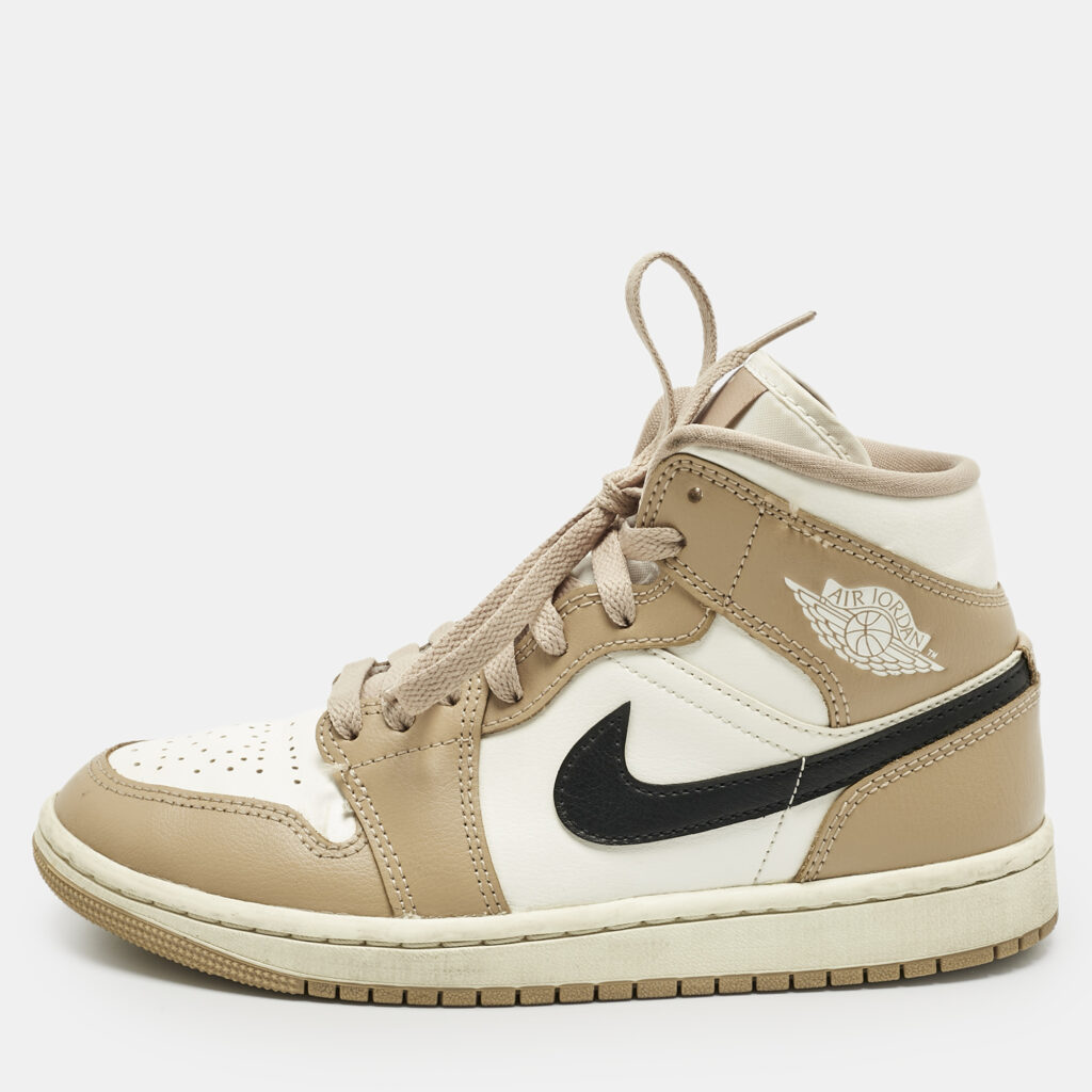 Air Jordans Multicolor Leather Jordan 1 Mid SE Desert Sail Sneakers Size 37.5 Air Jordans Multicolor Leather Jordan 1 Mid SE Desert Sail Sneakers Size 37.5
