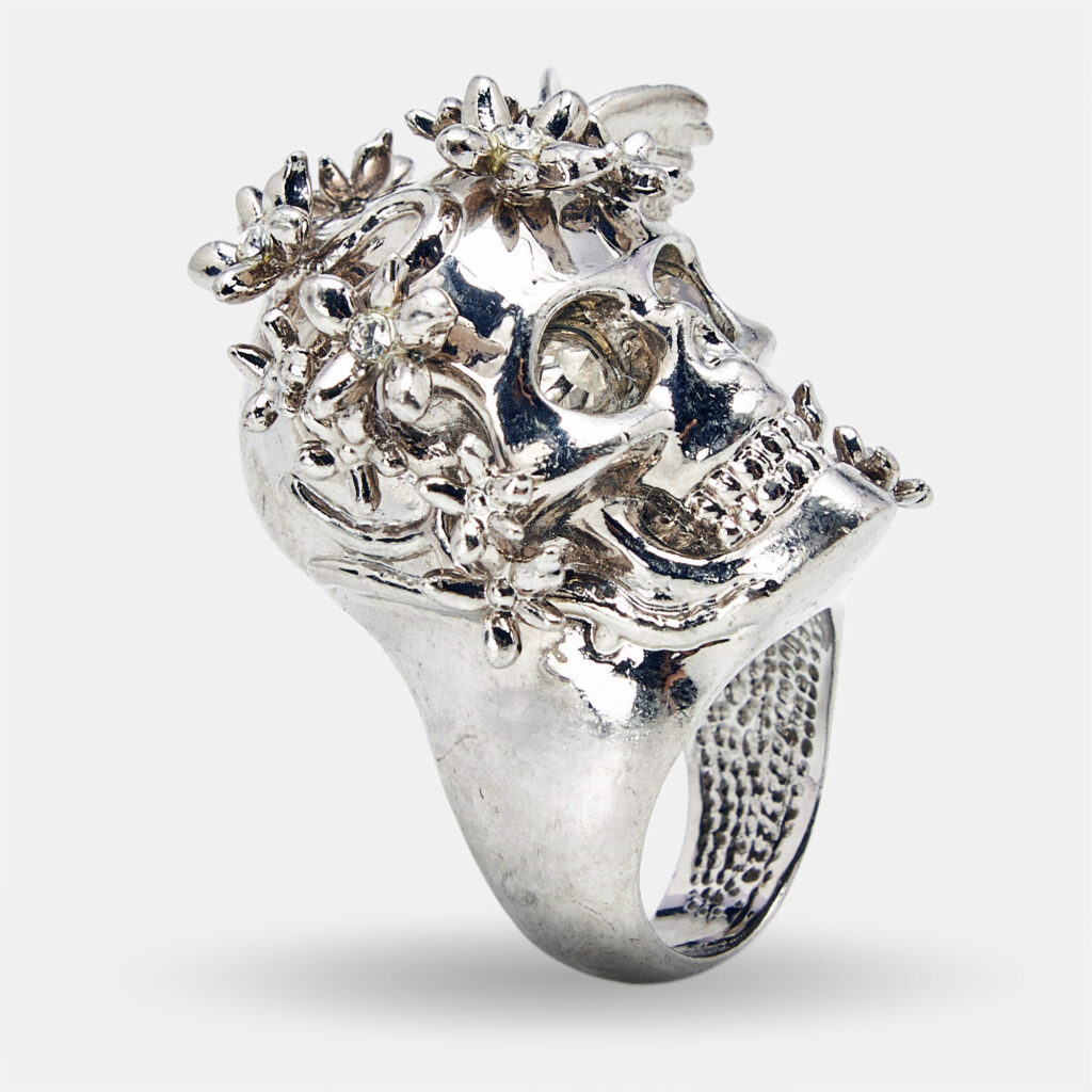 Alexander McQueen Skull Crystals Silver Tone Ring Size 53 Alexander McQueen Skull Crystals Silver Tone Ring Size 53