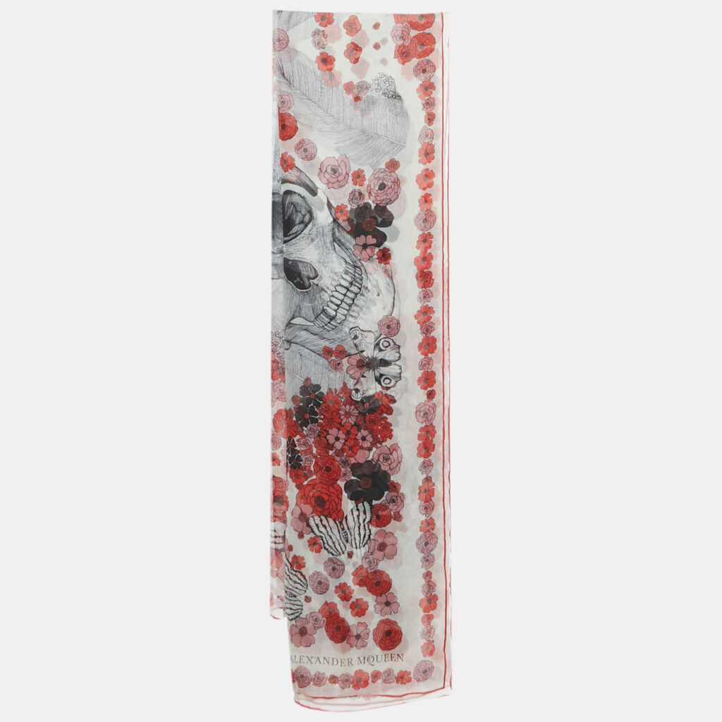 luxury-women-alexander-mcqueen-used-accessories-p1246811-002.jpg Alexander McQueen White Floral and Skull Print Silk Scarf