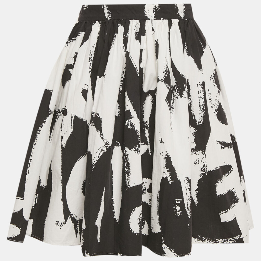Alexander McQueen Black/White Abstract Print Cotton Pleated Short Skirt M Alexander McQueen Black/White Abstract Print Cotton Pleated Short Skirt M