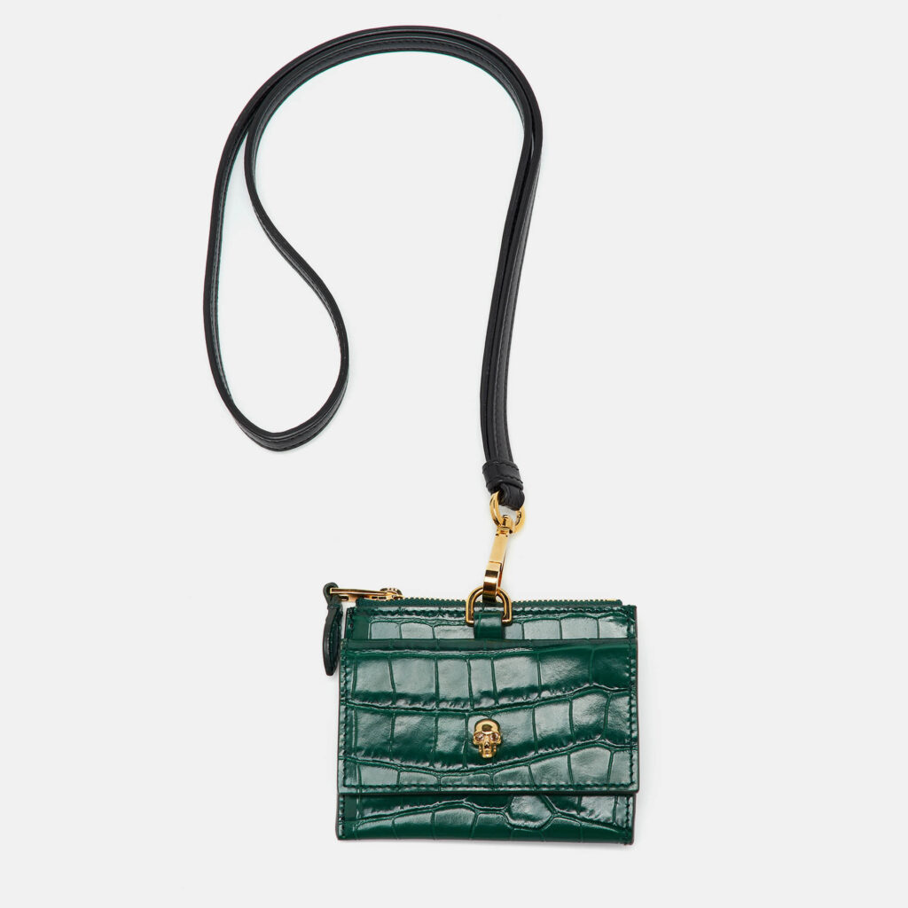 luxury-women-alexander-mcqueen-used-handbags-p1240993-005-1.jpg Alexander McQueen Green Croc Embossed Leather Skull Zip Card Holder With Strap