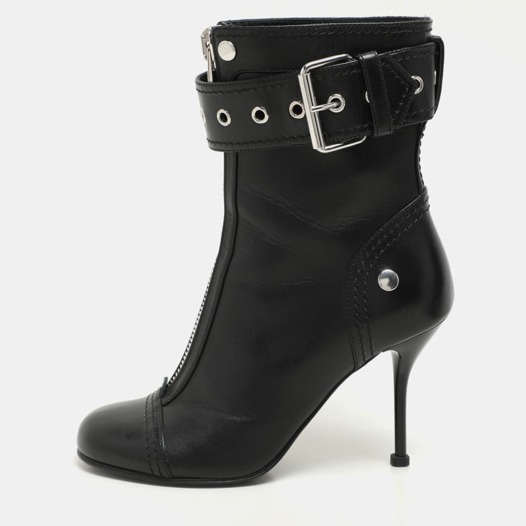 Alexander McQueen Black Leather Ankle Length Boots Size 36 Alexander McQueen Black Leather Ankle Length Boots Size 36