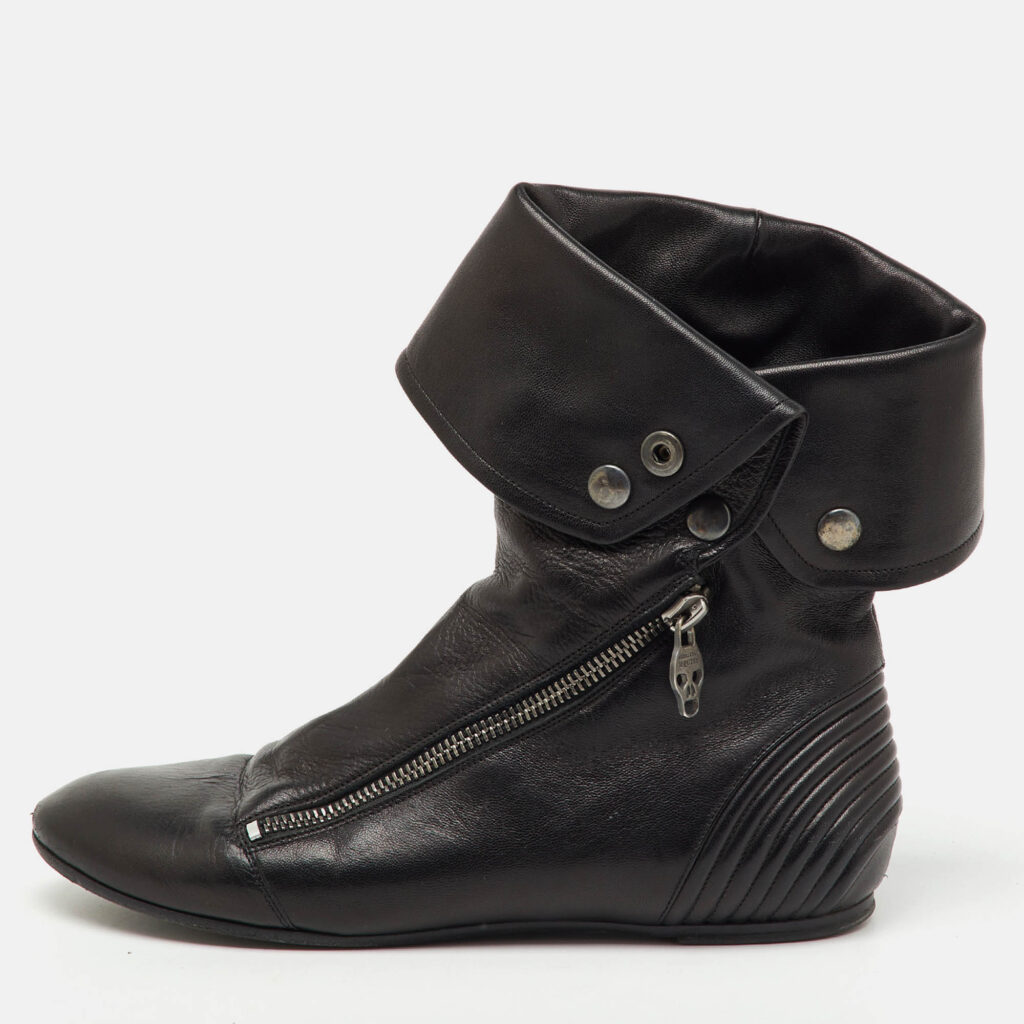 Alexander McQueen Black Leather Ankle Length Boots Size 36 Alexander McQueen Black Leather Ankle Length Boots Size 36