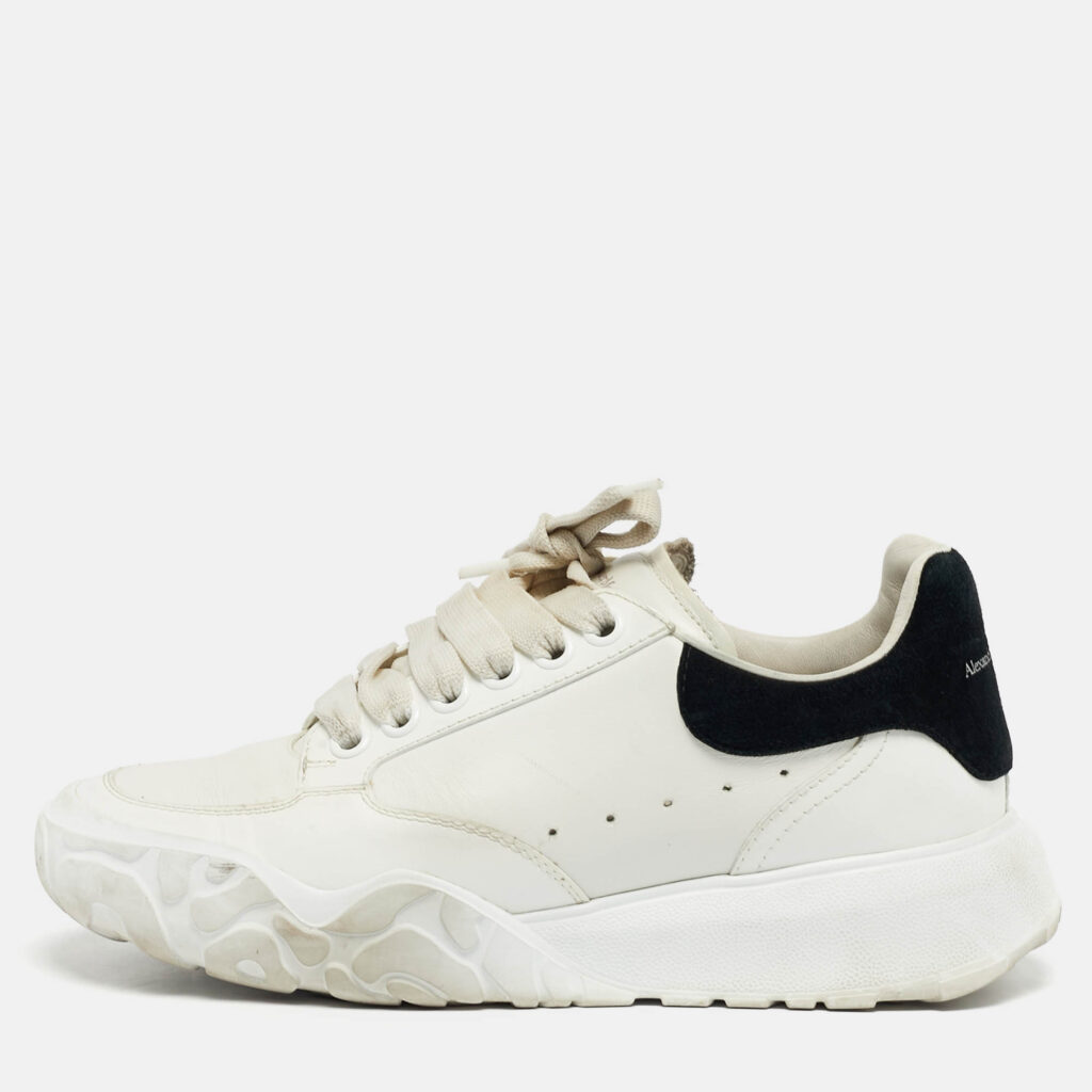 Alexander McQueen White/Black Leather Oversized Low Top Sneakers Size 37 Alexander McQueen White/Black Leather Oversized Low Top Sneakers Size 37