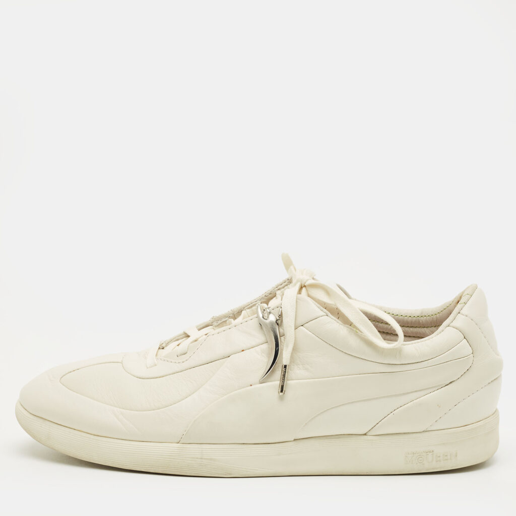 Alexander McQueen Size 41 White Leather Lace Up Sneakers Alexander McQueen Size 41 White Leather Lace Up Sneakers