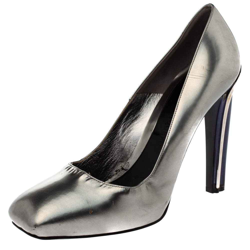 Alexander McQueen Silver Patent Leather Square Toe Pumps Size 41 Alexander McQueen Silver Patent Leather Square Toe Pumps Size 41