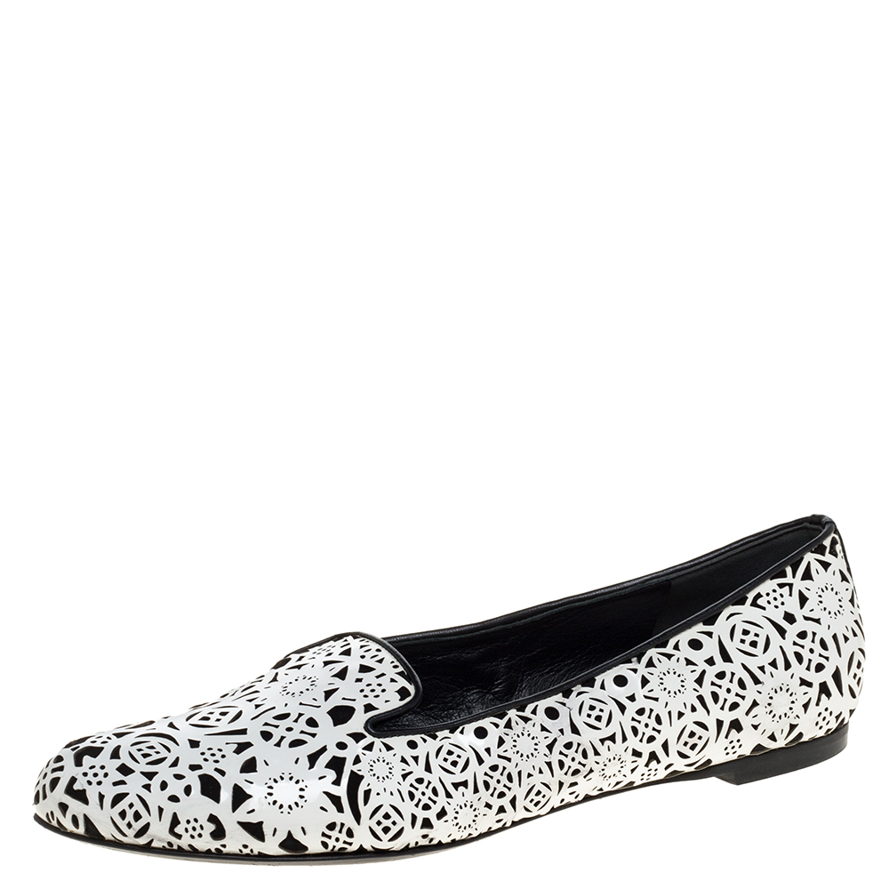 Alexander McQueen Monochrome Laser Cut Patent Leather Smoking Slippers Size 37 Alexander McQueen Monochrome Laser Cut Patent Leather Smoking Slippers Size 37