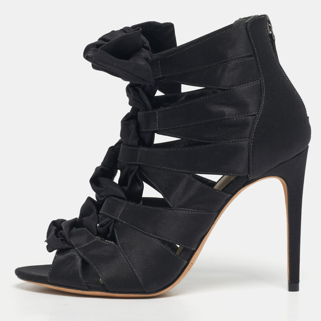 Alexandre Birman Black Satin Layla Gladiator Sandals Size 38.5 Alexandre Birman Black Satin Layla Gladiator Sandals Size 38.5