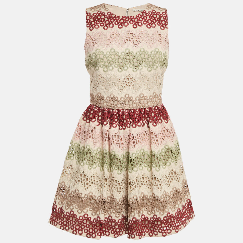 Alice + Olivia Beige Lace Joyce Mini Dress M Alice + Olivia Beige Lace Joyce Mini Dress M