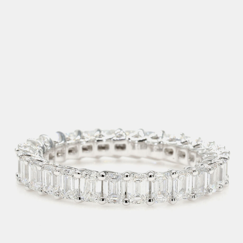 2.97 cts Emerald Lab Grown Diamond 14k White Gold Eternity Band US 7 2.97 cts Emerald Lab Grown Diamond 14k White Gold Eternity Band US 7