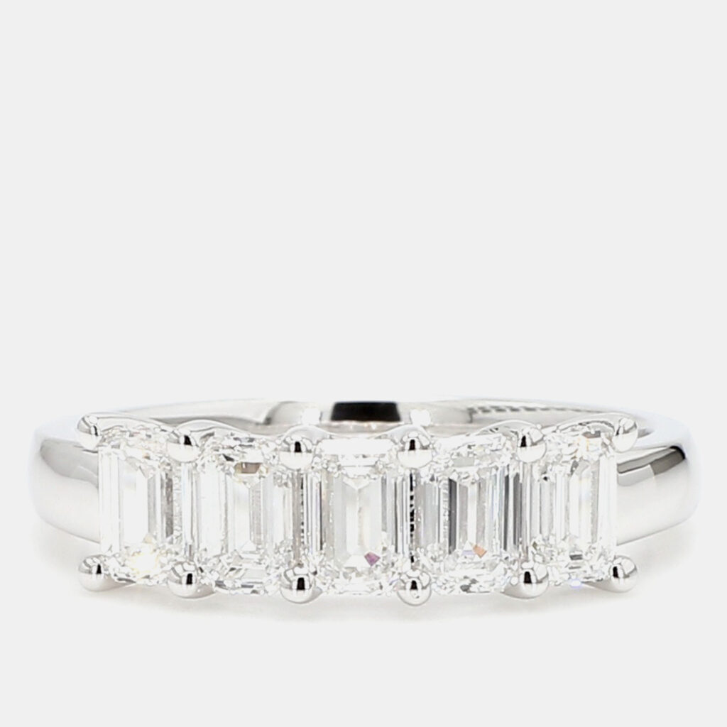 1.500 cts Emerald Lab Grown Diamond 14k White Gold 5 Stone Wedding Band US 7 1.500 cts Emerald Lab Grown Diamond 14k White Gold 5 Stone Wedding Band US 7