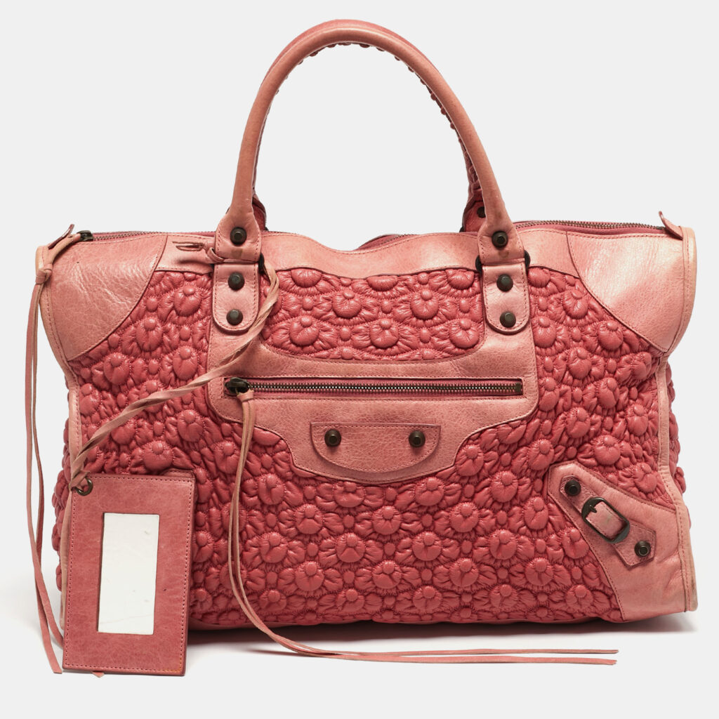 luxury-women-balenciaga-used-handbags-p1245404-004-1.jpg Balenciaga Pink Leather Extra Large Smocked City Tote