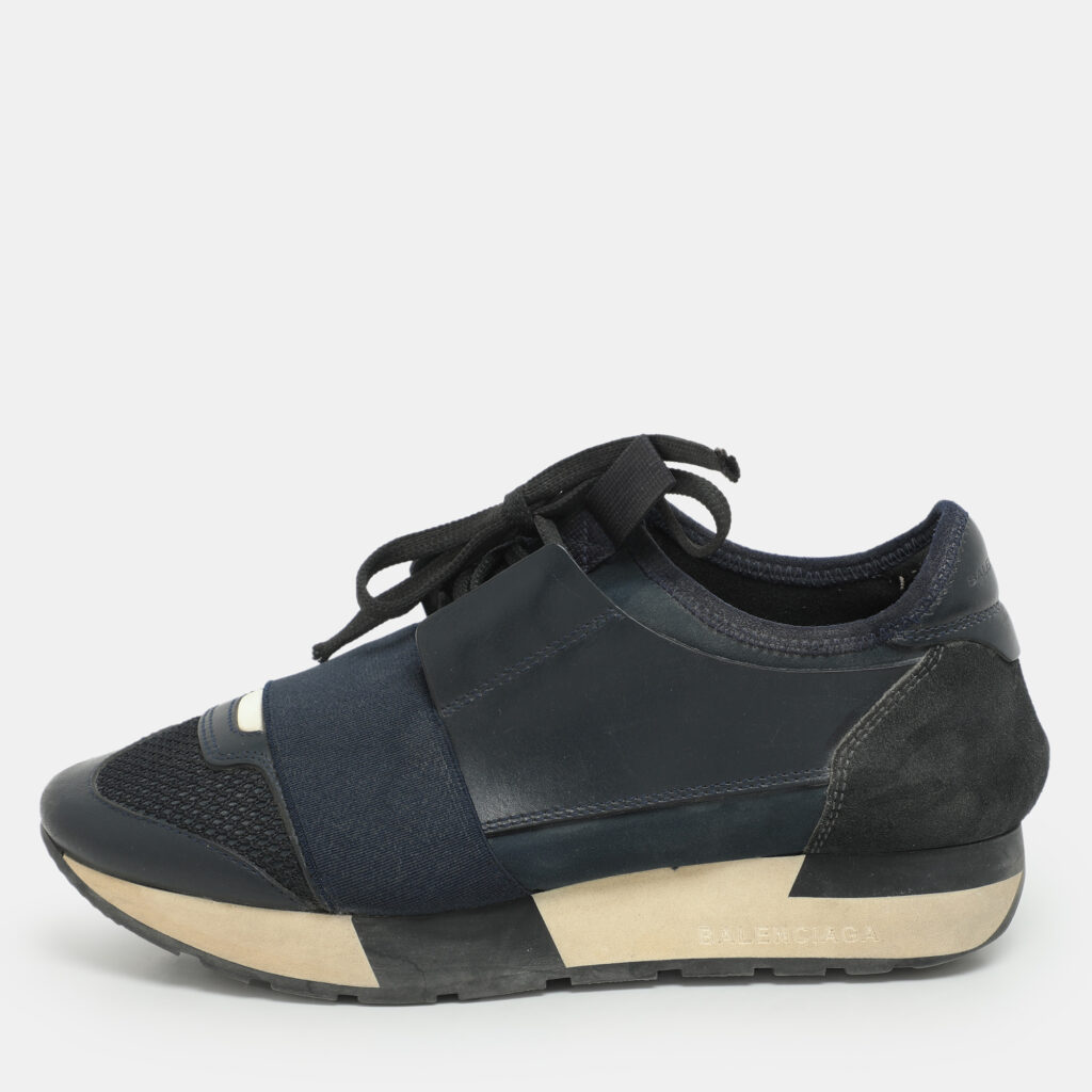 Balenciaga Navy Blue Leather and Mesh Race Runner Low Top Sneakers Size 35 Balenciaga Navy Blue Leather and Mesh Race Runner Low Top Sneakers Size 35